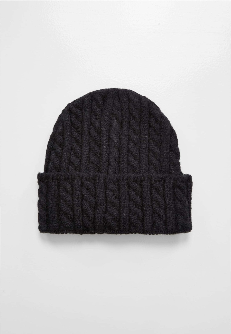 Urban Classics Cable Knit Beanie | Beanies